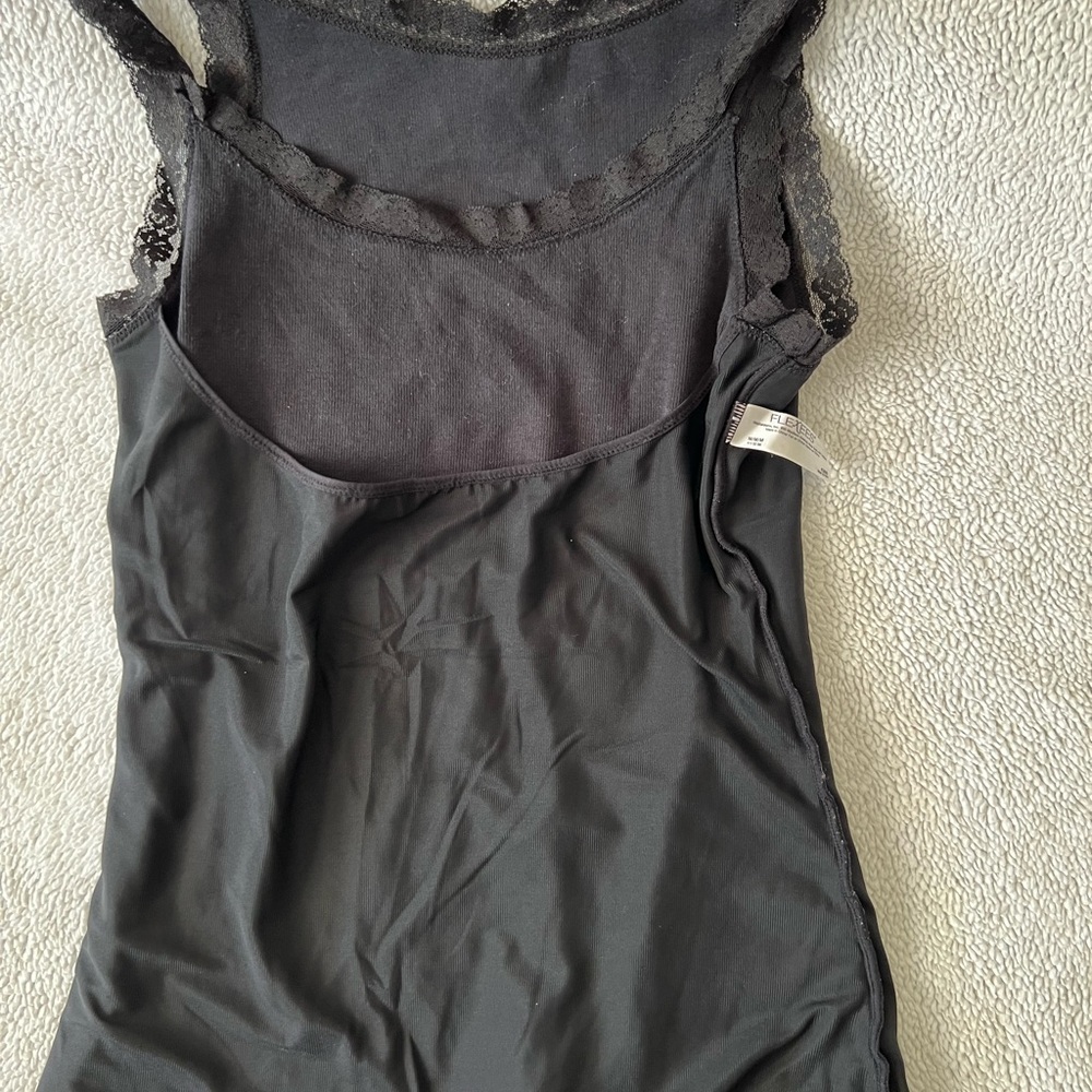 Maidenform Black Lace smoothing Trim Camisole W/support liner!